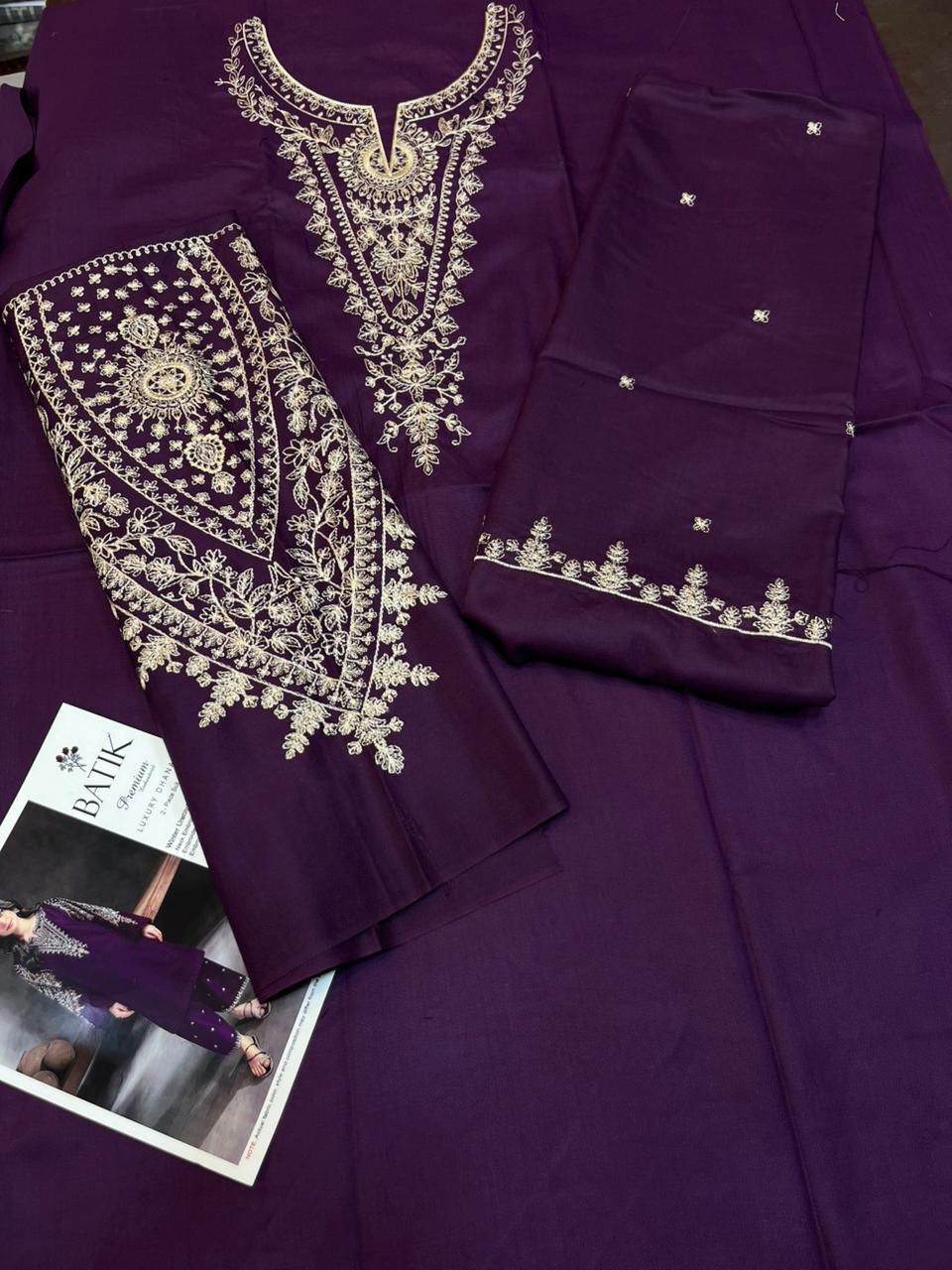 LL-139( 2PC Unstitched)