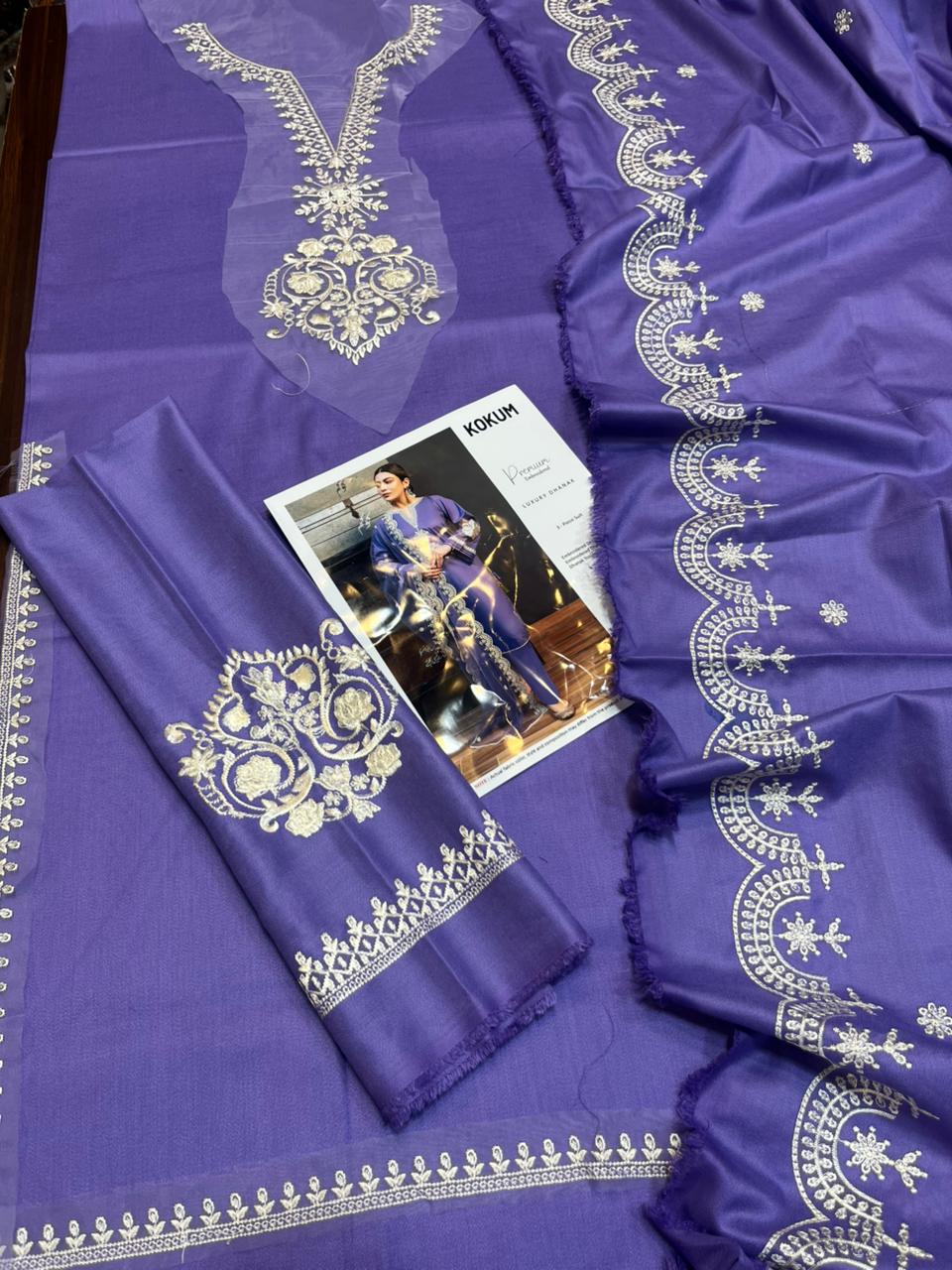 LL-138( 3PC Unstitched)