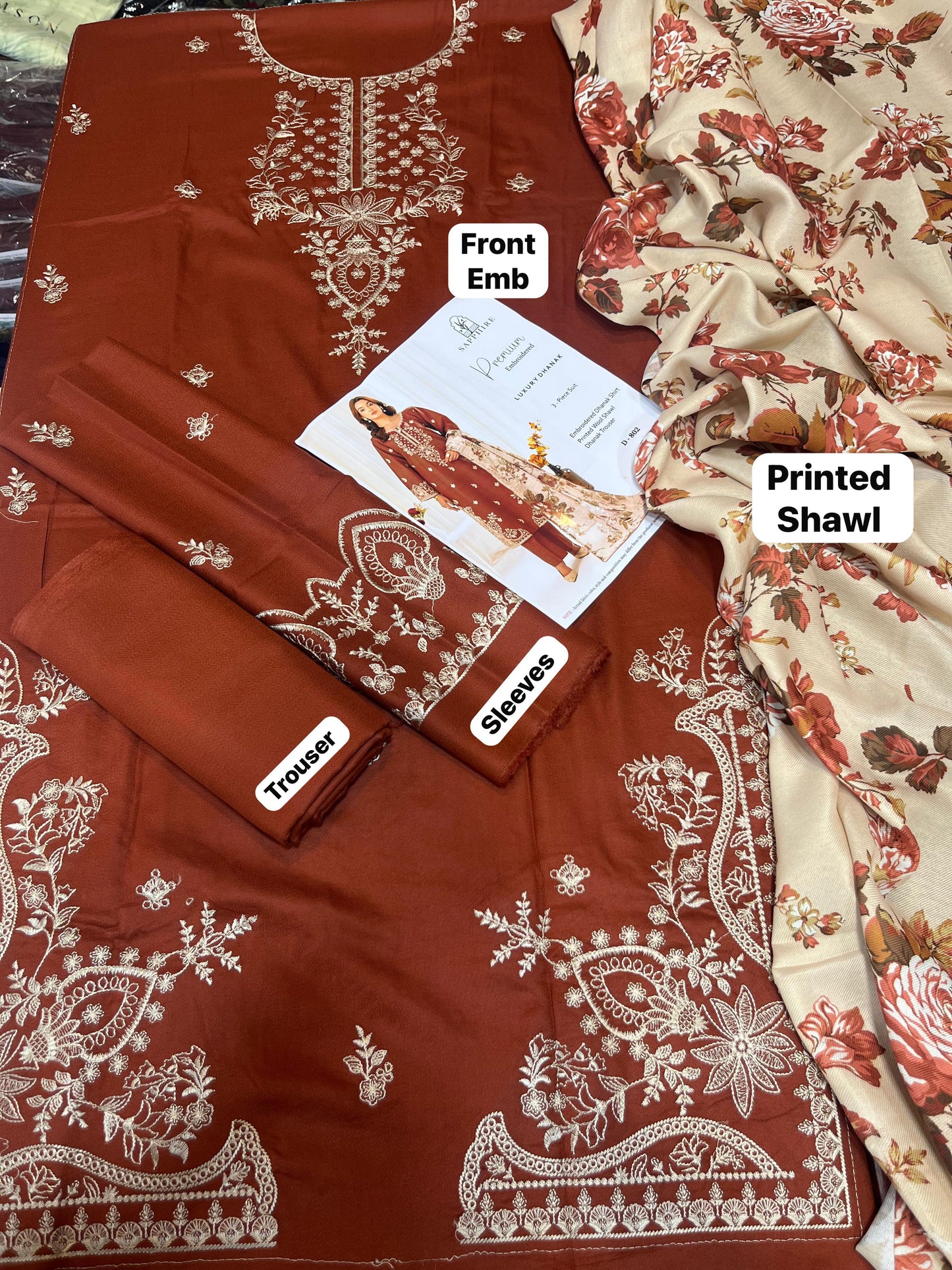 LL-121( 3PC Unstitched)