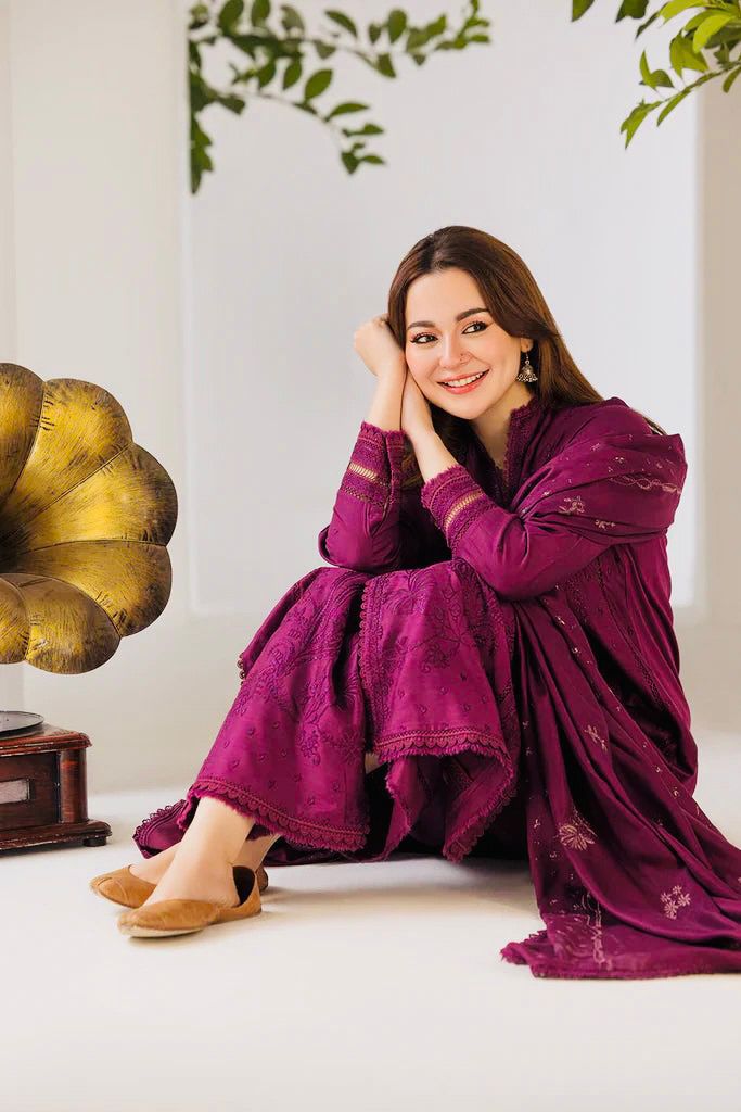 LL-123(3PC UnStitched)